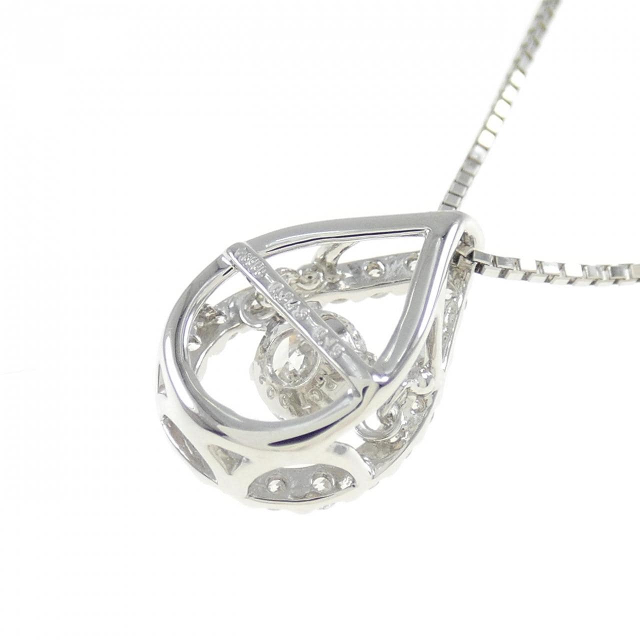[BRAND NEW] PT Diamond Necklace 0.245CT D SI2 Good