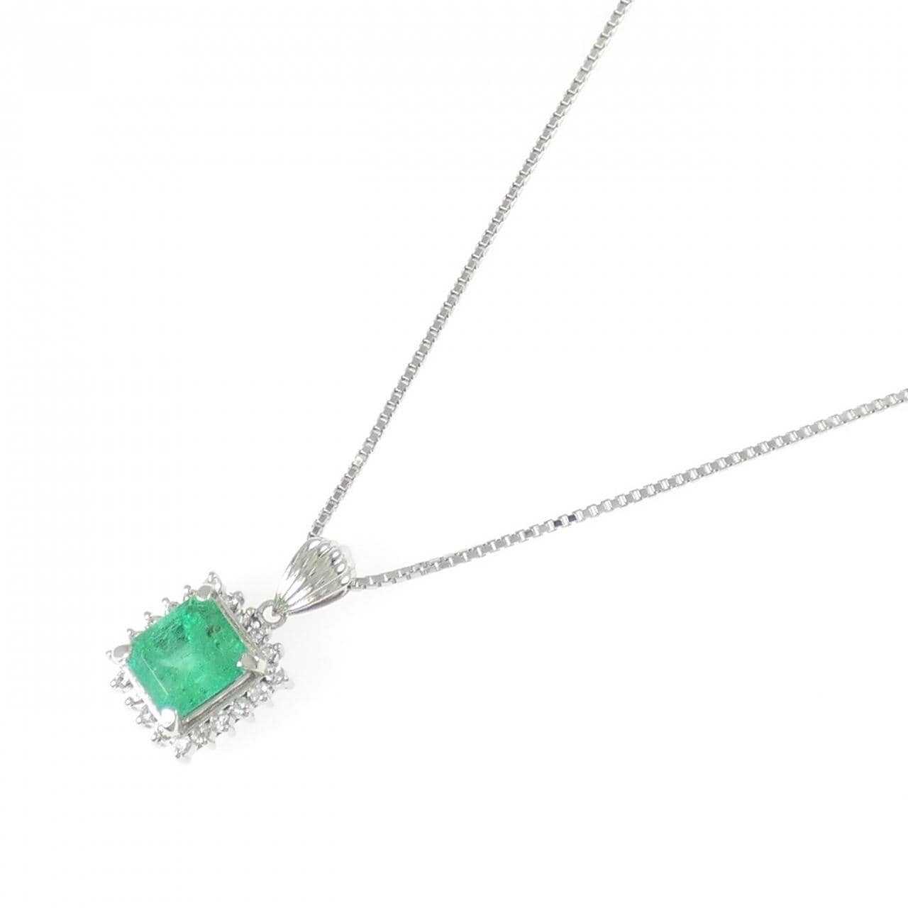 PT900/PT850祖母绿项链2.40CT