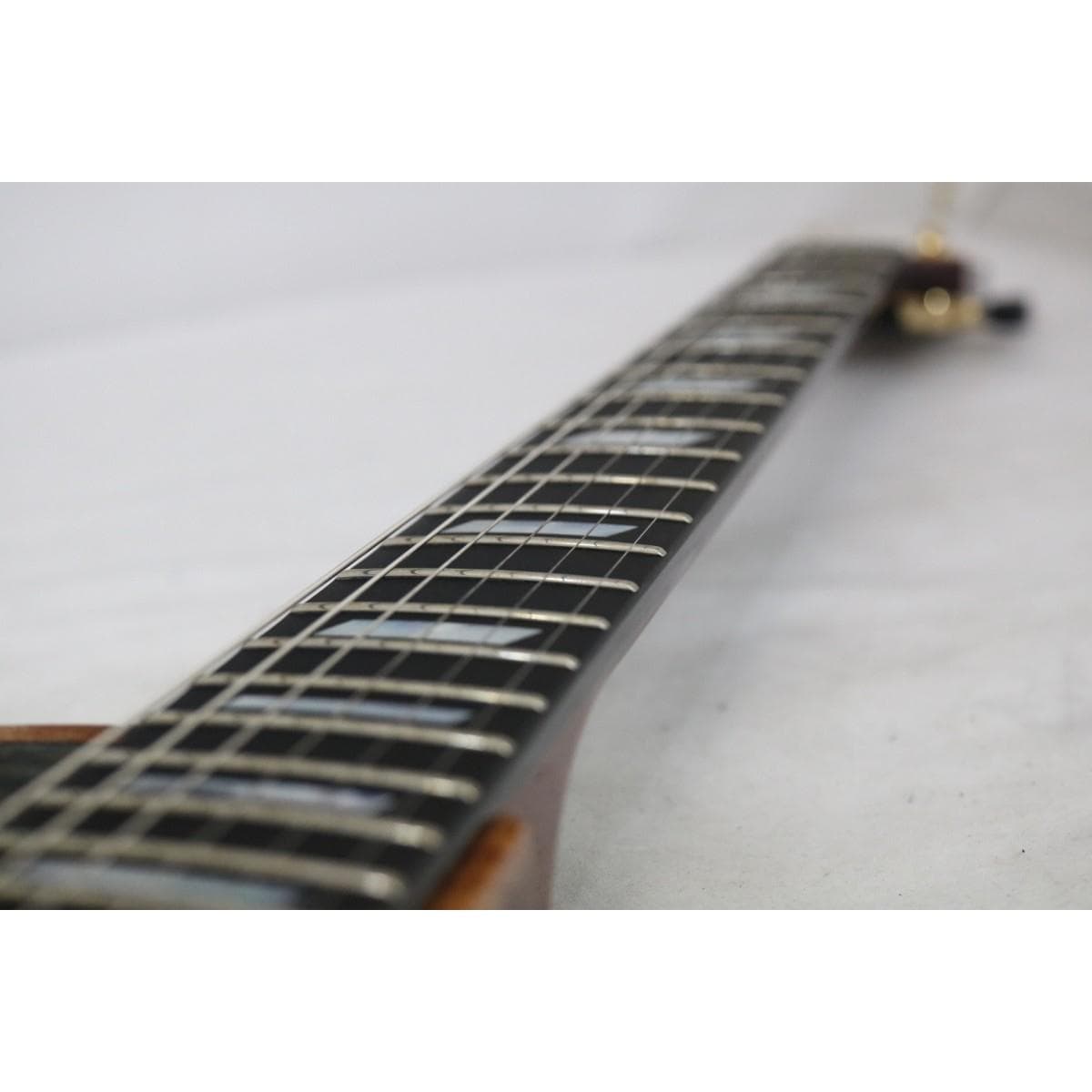 ＢＩＺＥＮ　ＷＯＲＫＳ　Ｇｒａｉｎ　Ｂｕｒｌ　Ｍａｐｌｅ　ｗ／Ｌｉｎｅ