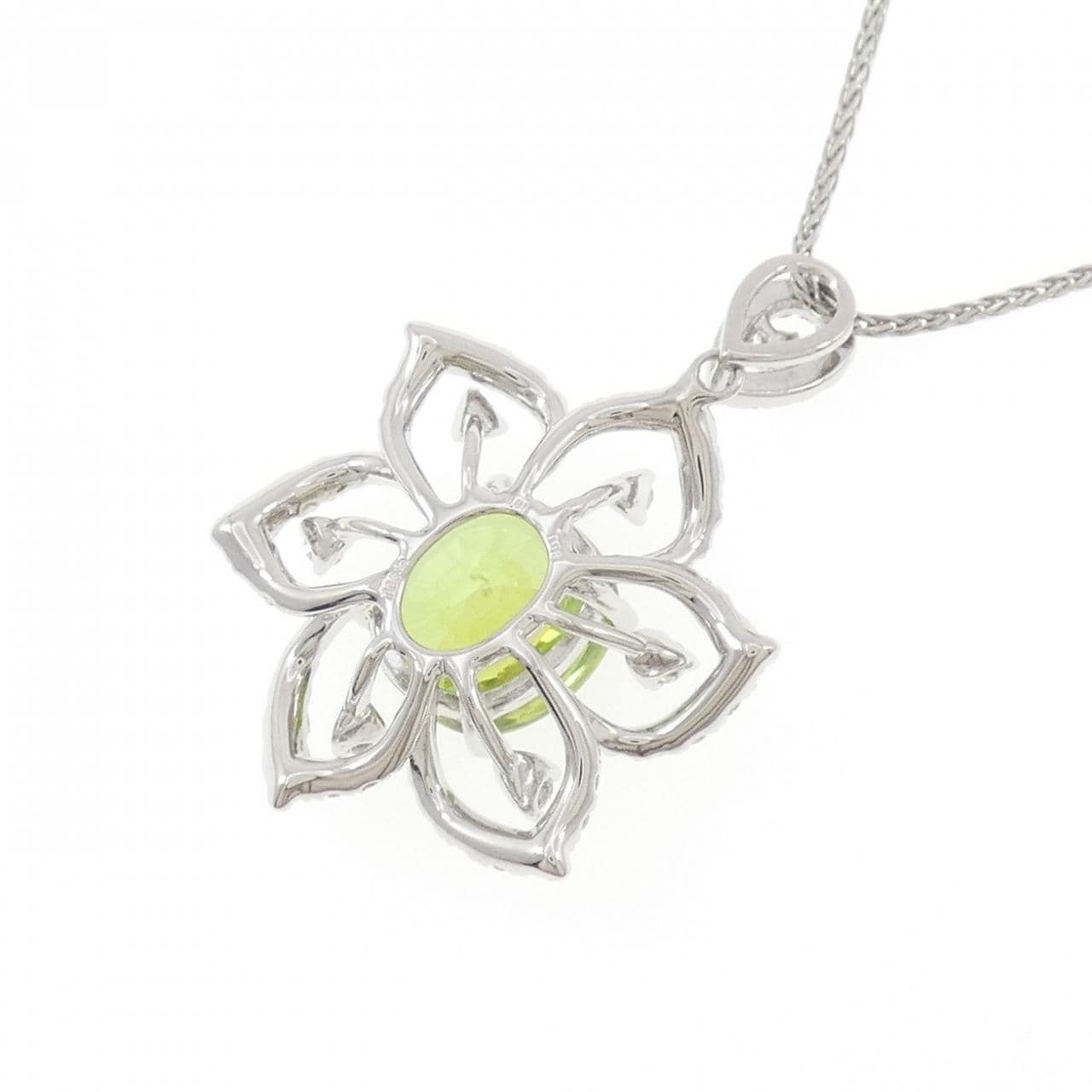 PT900/PT850 Flower Sphene Necklace 4.80CT