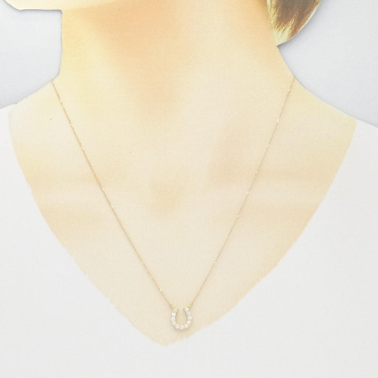 [BRAND NEW] K18YG Horseshoe Diamond Necklace 0.302CT