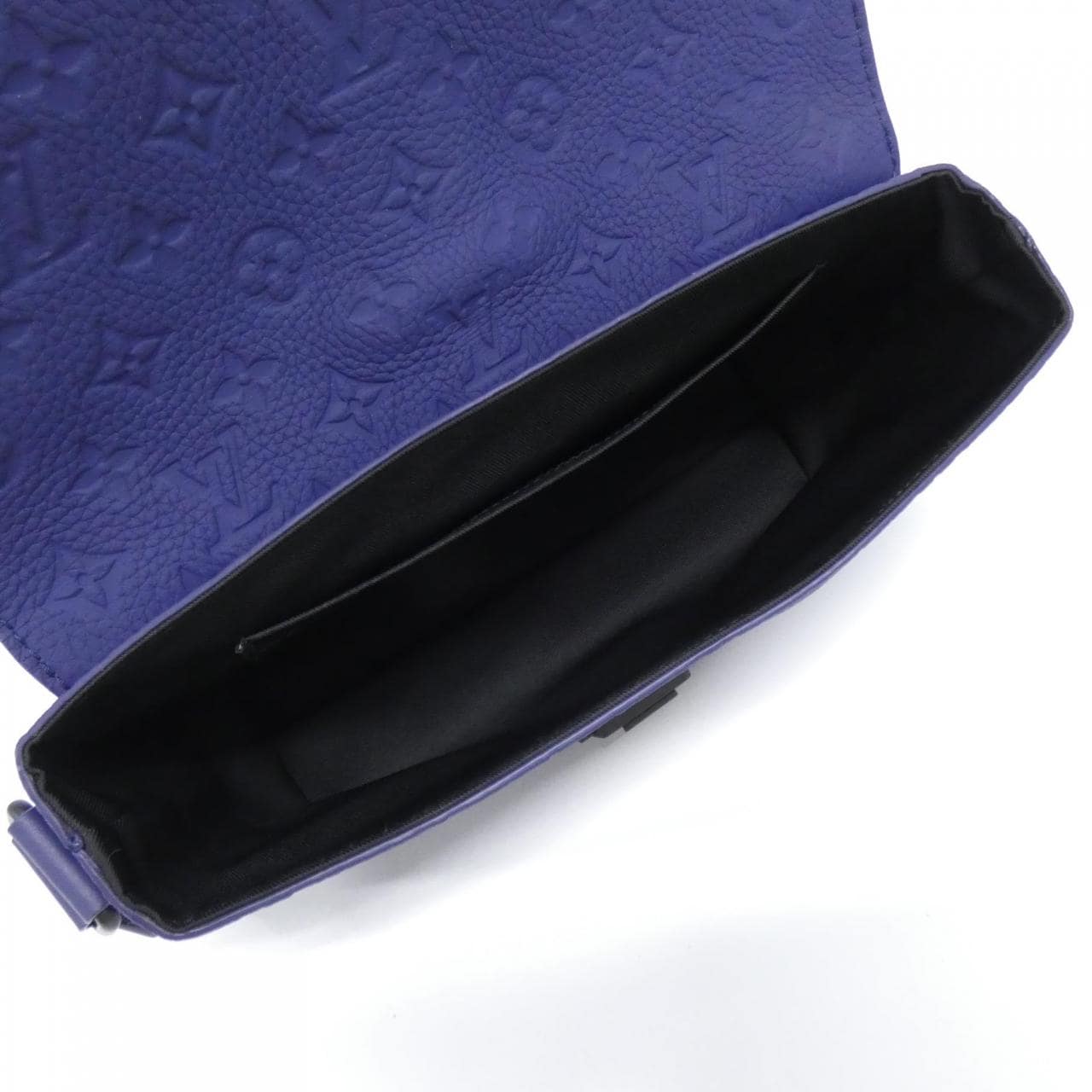 ルイヴィトン トリヨン モノグラム Sケープ メッセンジャー M11692 ショルダーバッグ