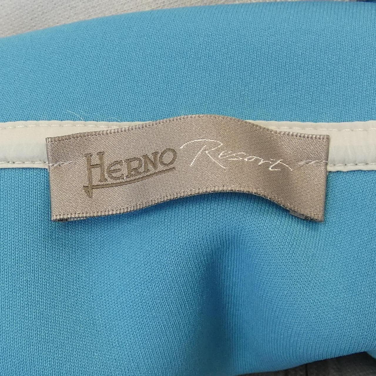 HernoJP00011UR羽絨服