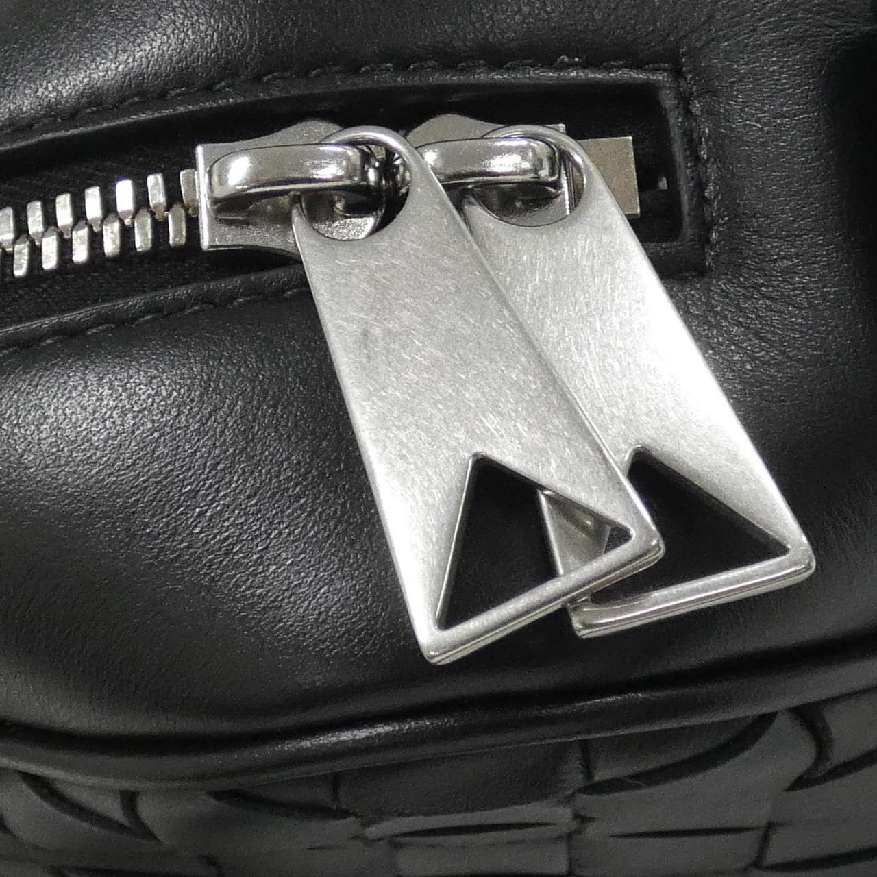 ボッテガヴェネタ 755925 V2HL1 ショルダーバッグ