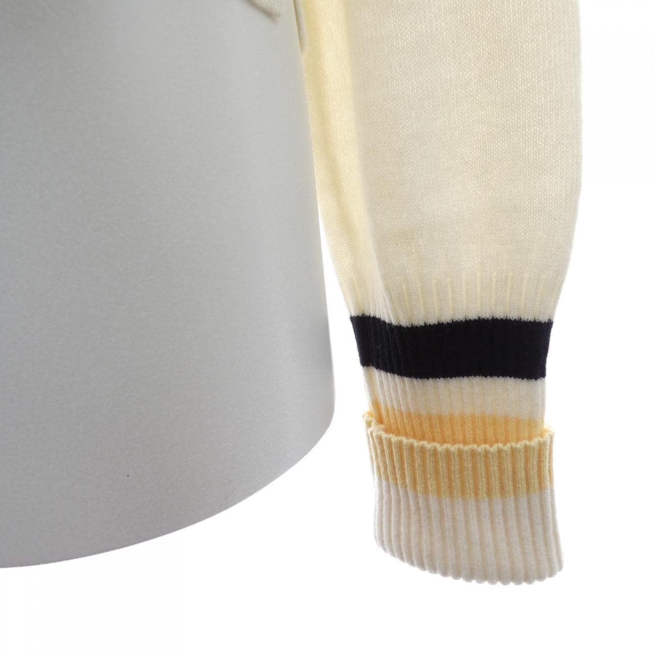 フェンディ FENDI FZC508 W4L カーディガン