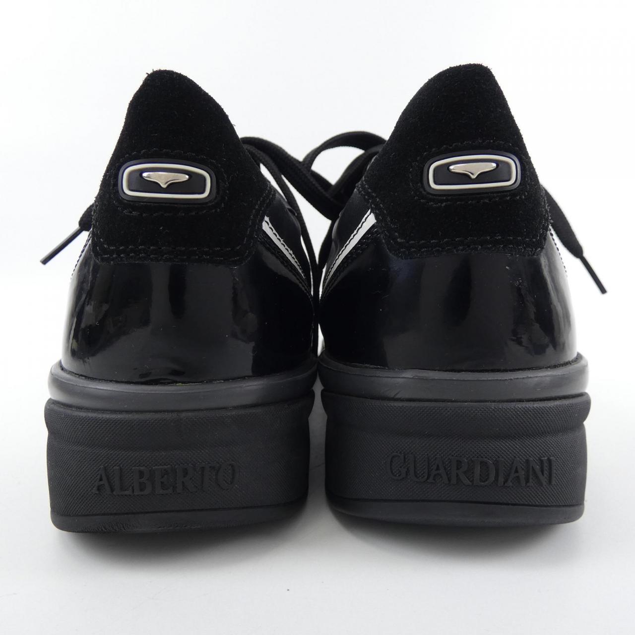 ALBERTO GUARDINAI SNEAKERS