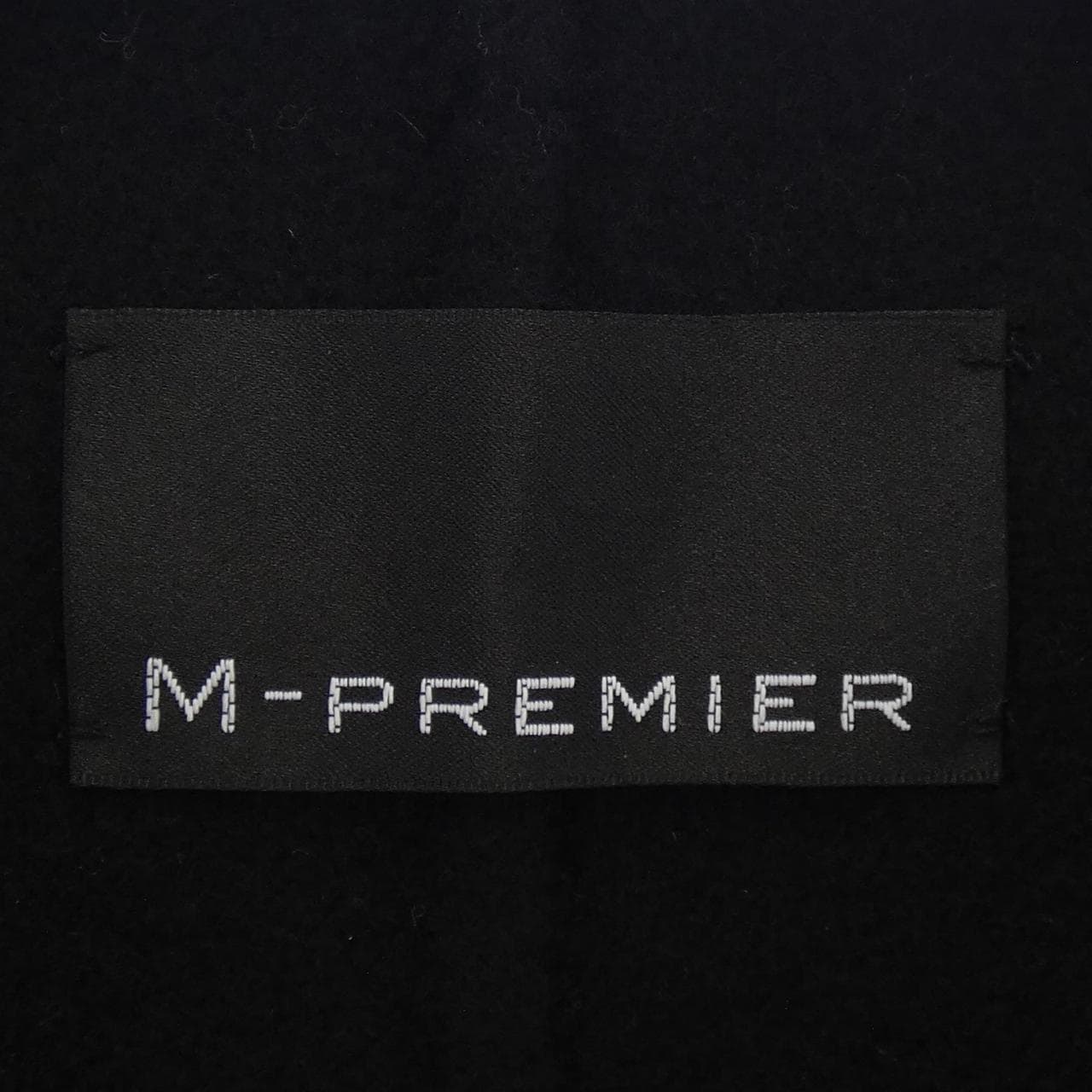 エムプルミエ M-Premier コート