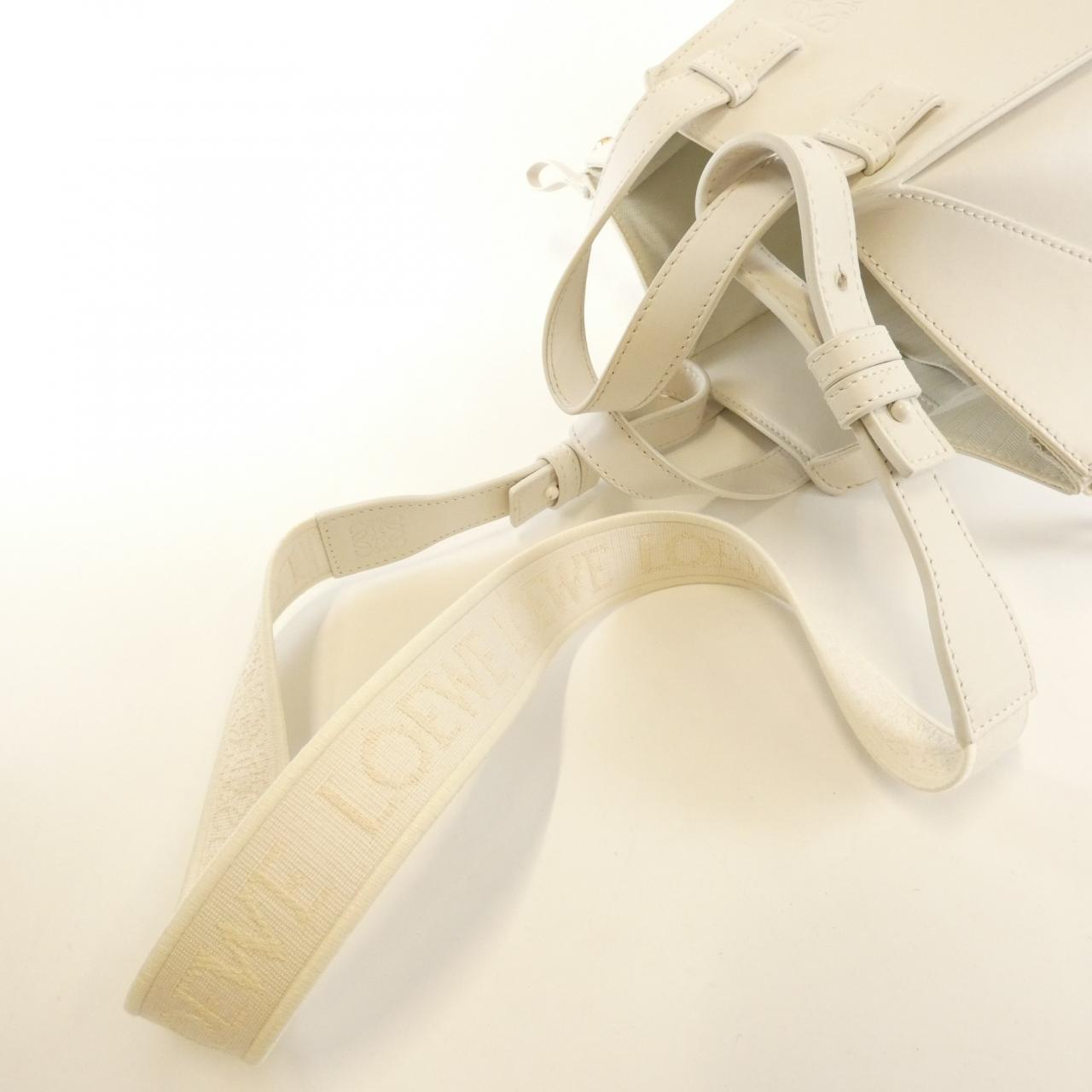 ロエベ ハンモック コンパクト A538H13X07 ショルダーバッグ