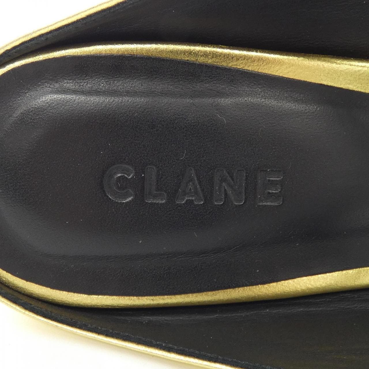 クラネ CLANE サンダル