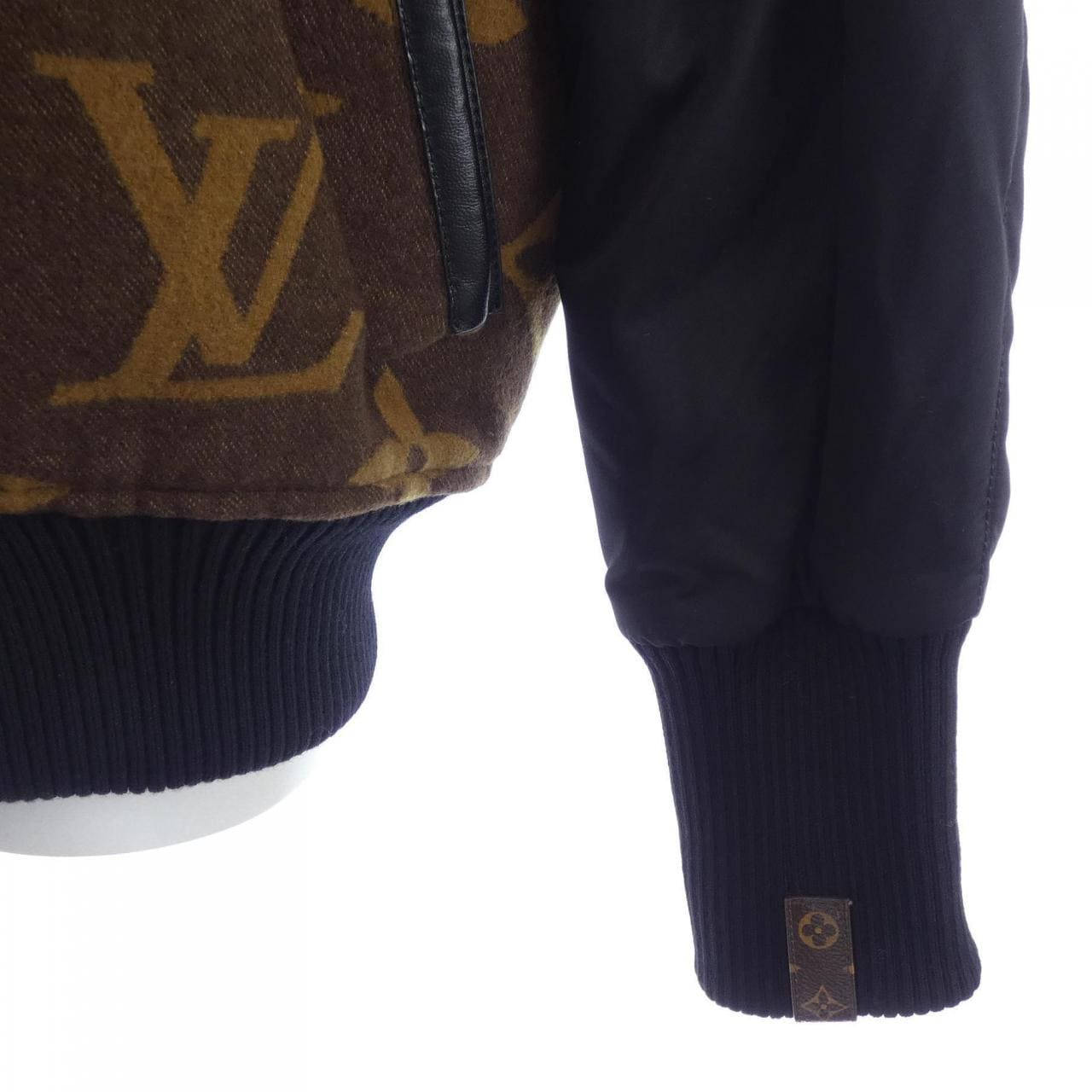 ルイヴィトン LOUIS VUITTON モノグラムジャカードボンバージャケット FMJA15IO5 ブルゾン