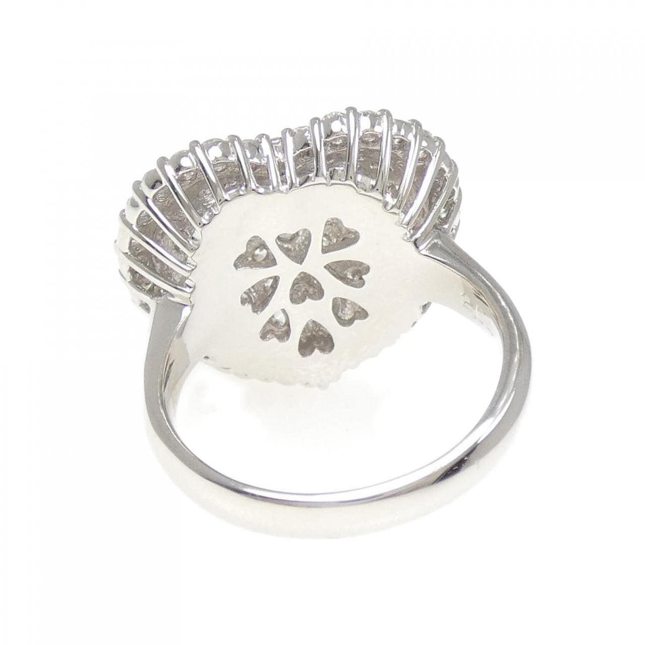 PT900 ハート パヴェ ダイヤモンド リング 2.04CT