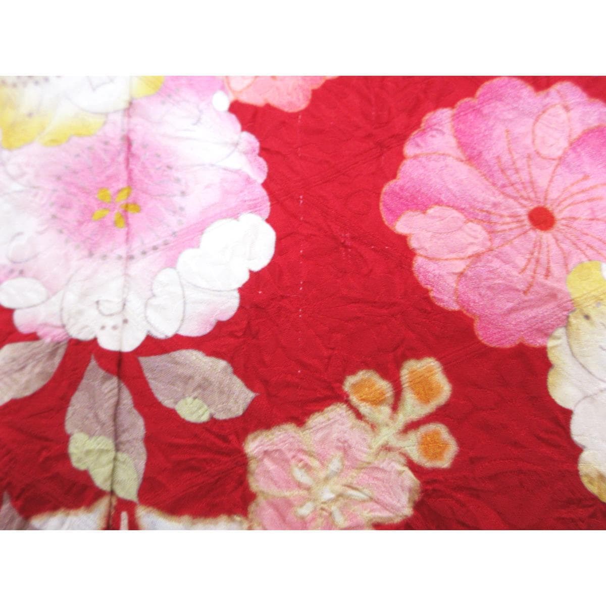 振袖　友禅金彩加工　刺繍入り絞り加工