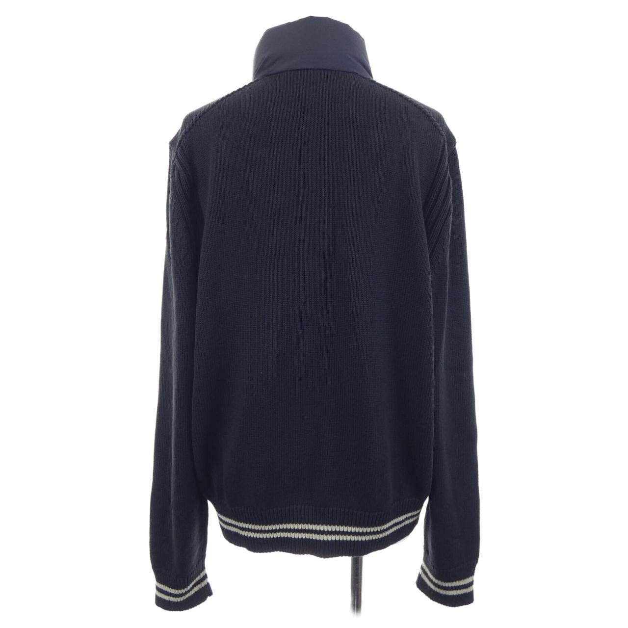 モンクレール MONCLER 20919B00032 M1509 ダウンジャケット