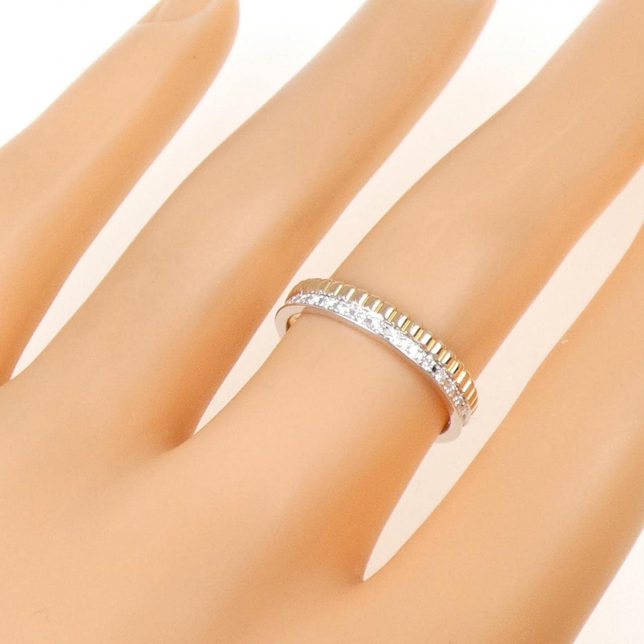 ブシュロン キャトル ラディアント リング