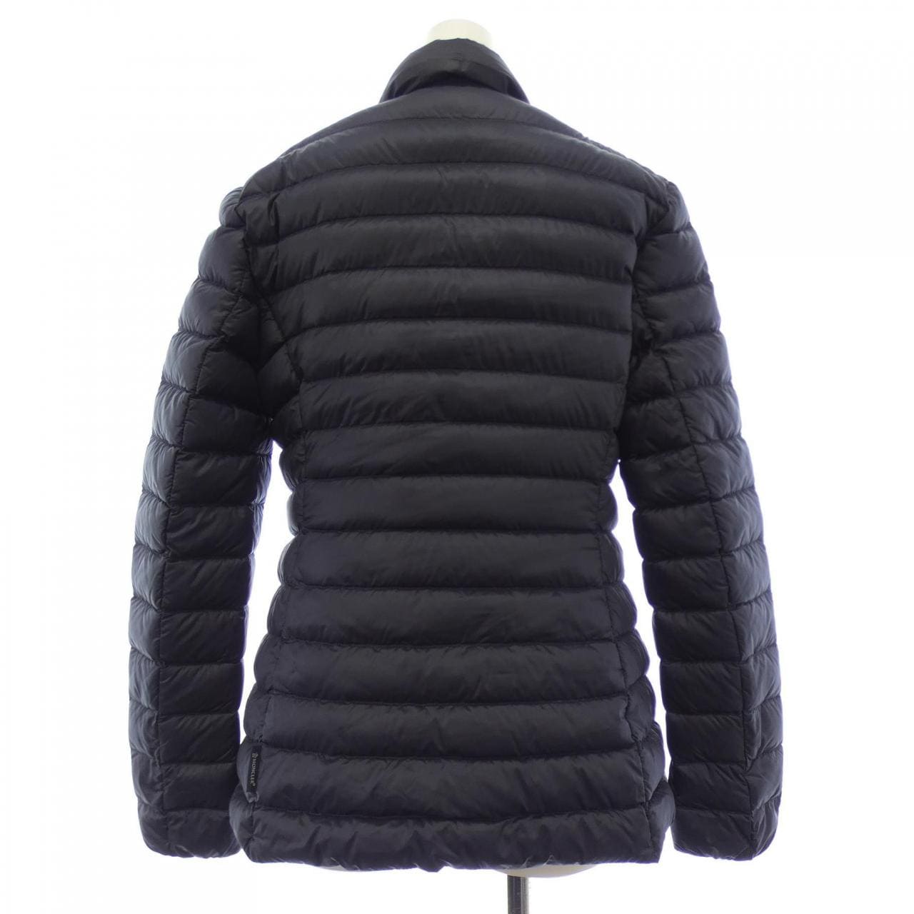モンクレール MONCLER ダウンジャケット