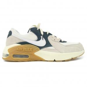 ナイキ NIKE スニーカー