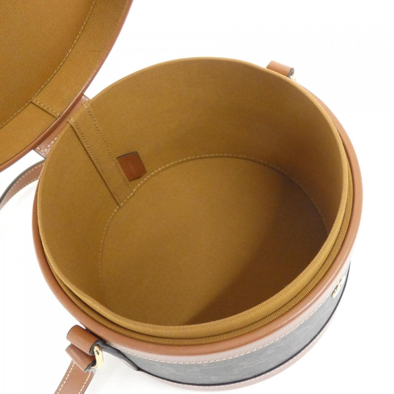 セリーヌ MEDIUM TAMBOUR 195192BZJ ショルダーバッグ