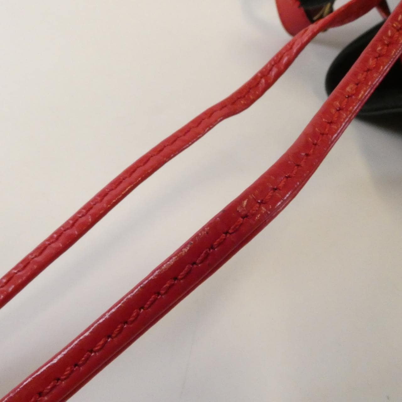 ルイヴィトン エピ ノエ M44017 ショルダーバッグ