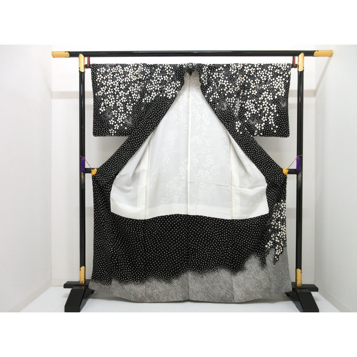 訪問着　絞り加工