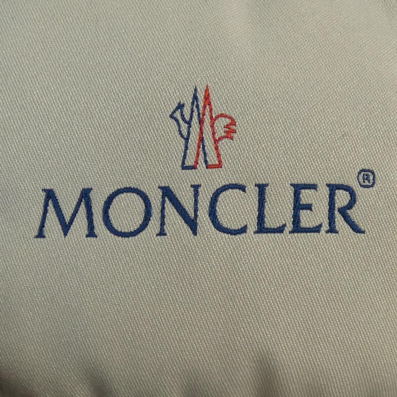 MONCLER MONCLER Down Coat