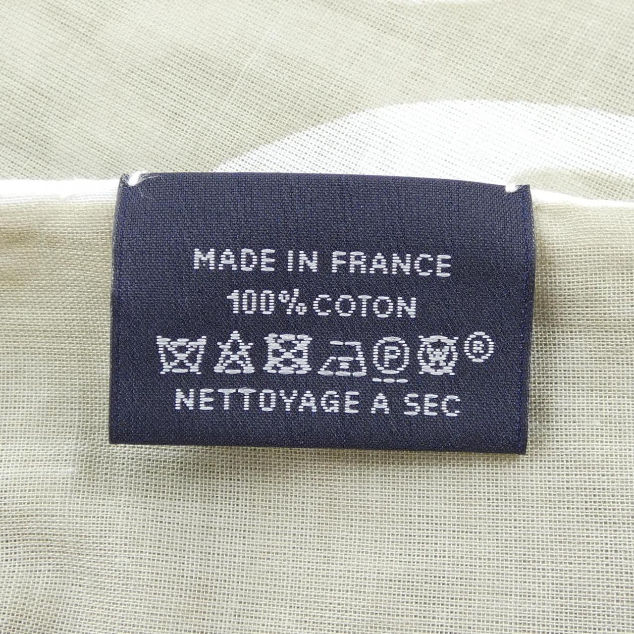 エルメス HERMES ナウサ メガロ H393837T STOLE