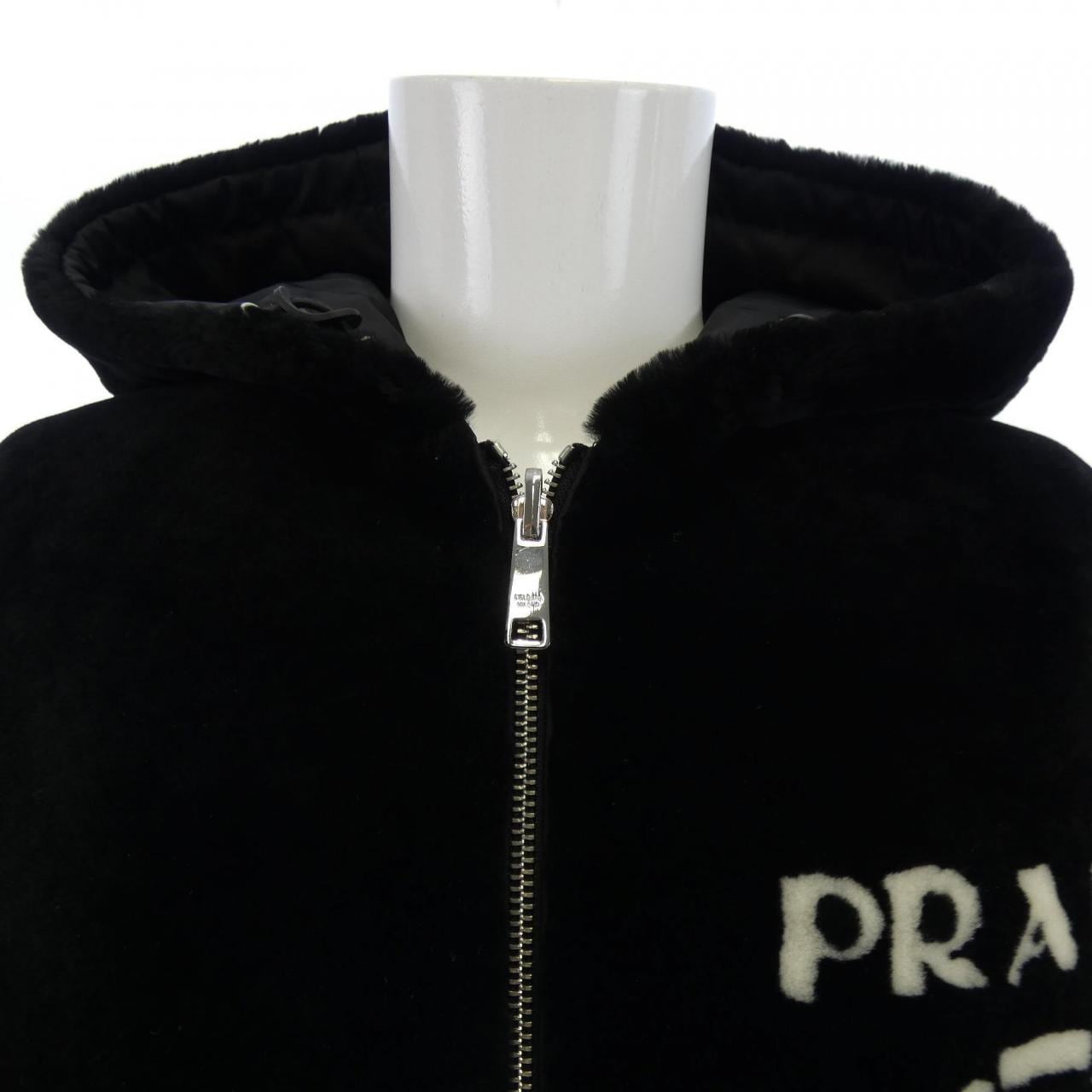 プラダ PRADA トライアングルロゴ UPW404 1Y7Q ムートンジャケット