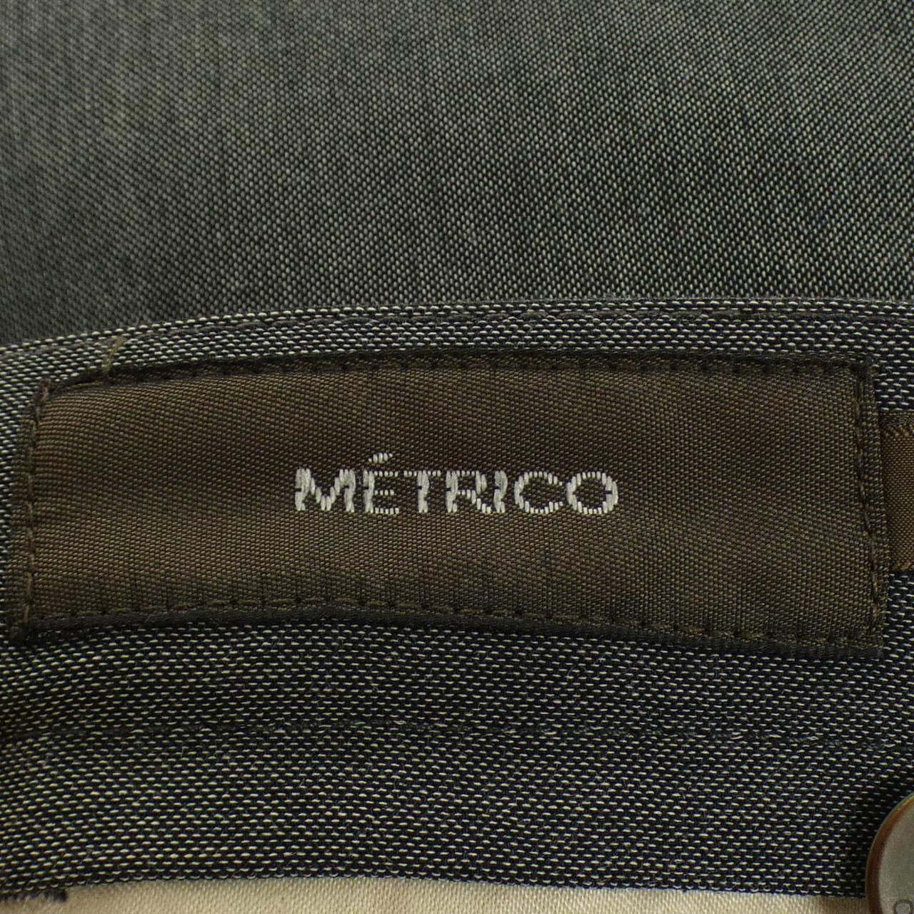 METRICO パンツ