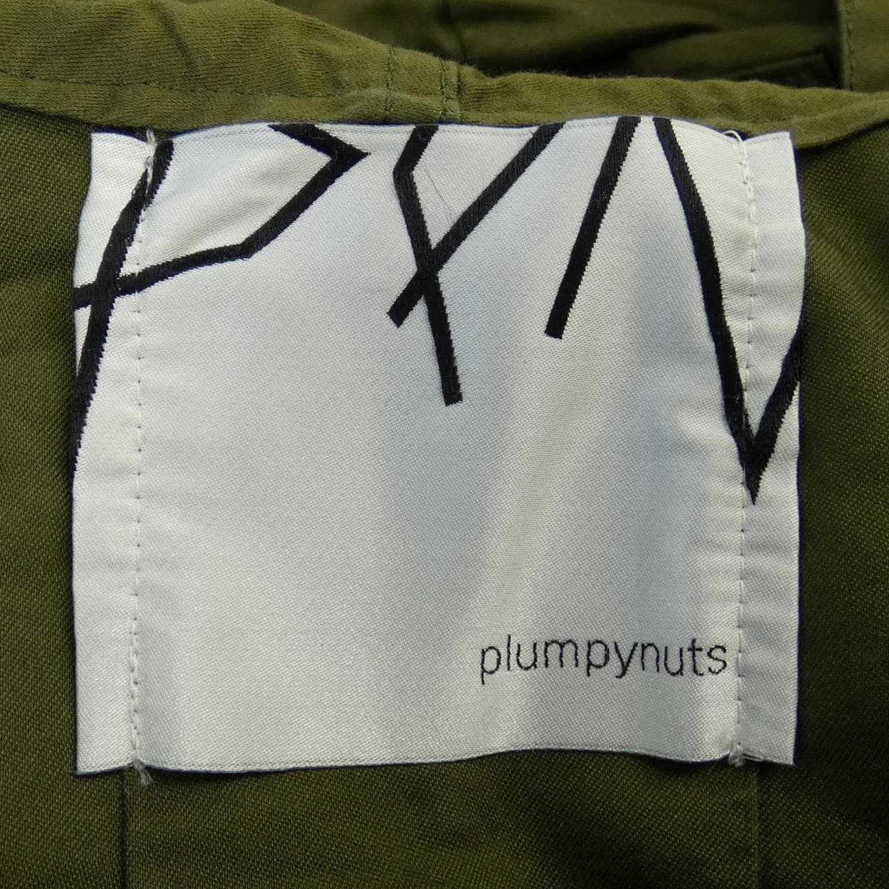 Plumpynuts coat