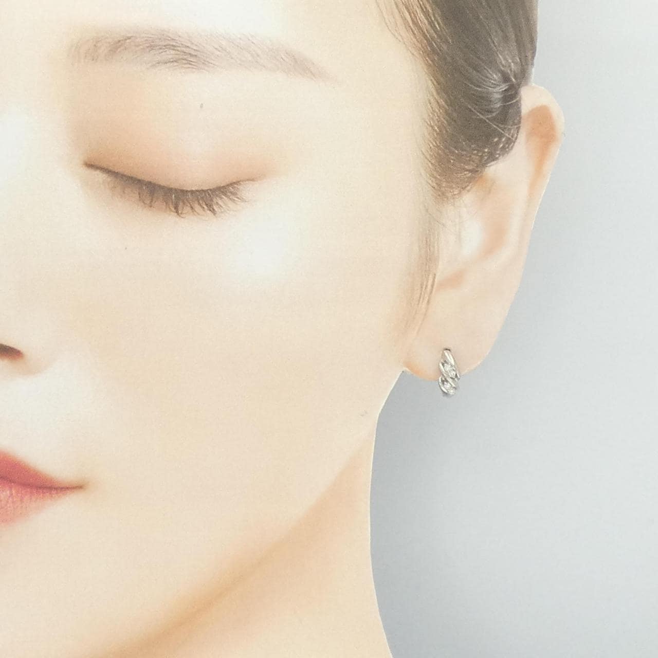 K18WG ダイヤモンド ピアス 0.08CT