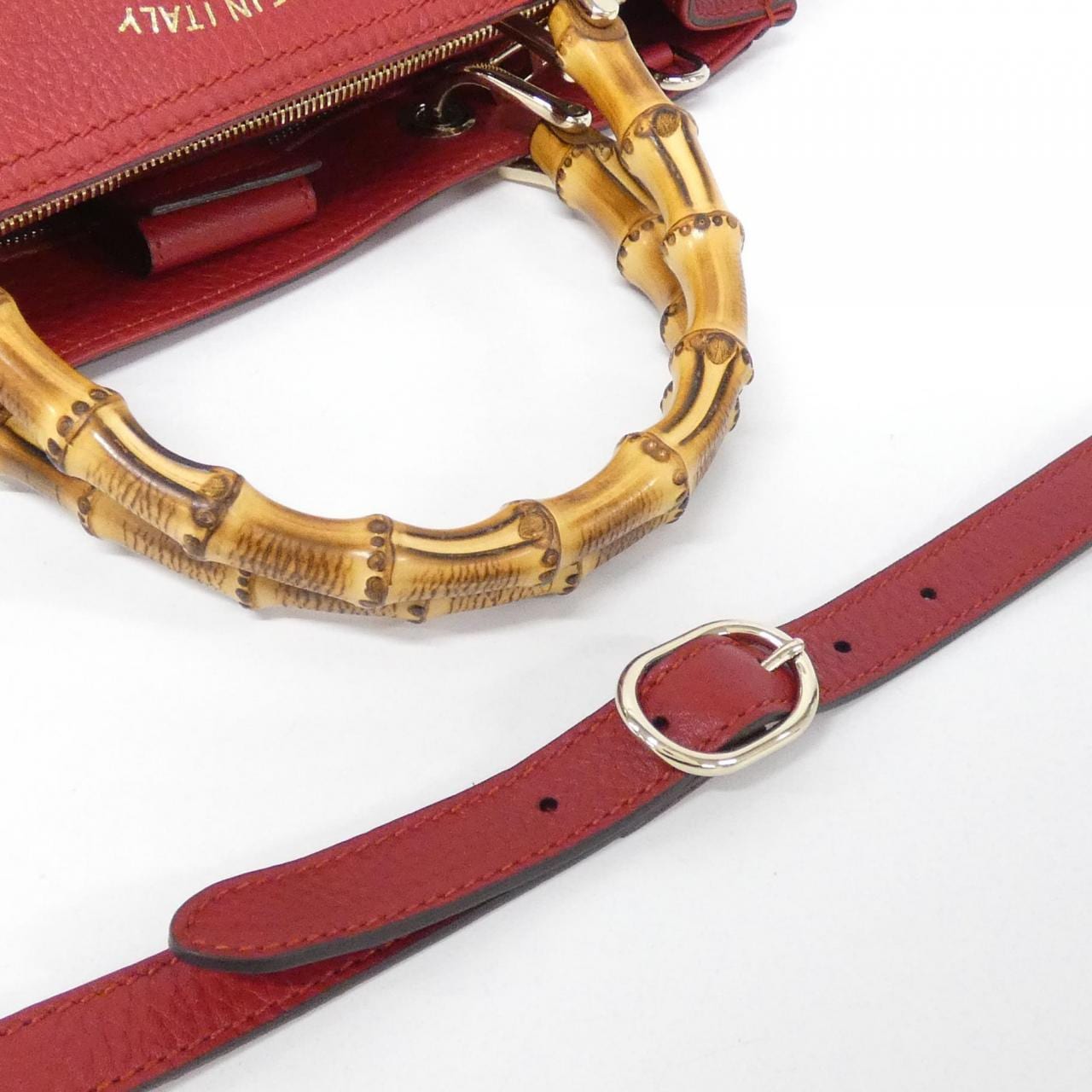 グッチ 323660 A7M0G バッグ