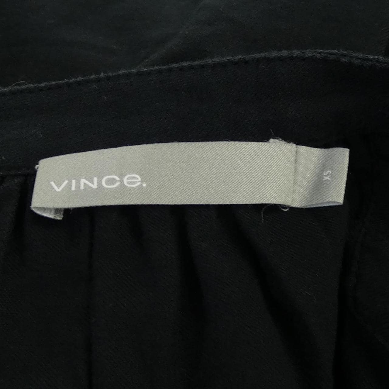 ヴィンス VINCE トップス