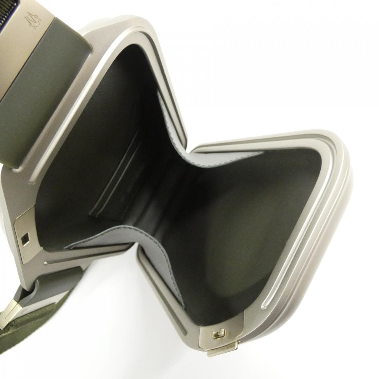 リモワ PERSONAL SLING CLUTCH 99090013 ボディバッグ