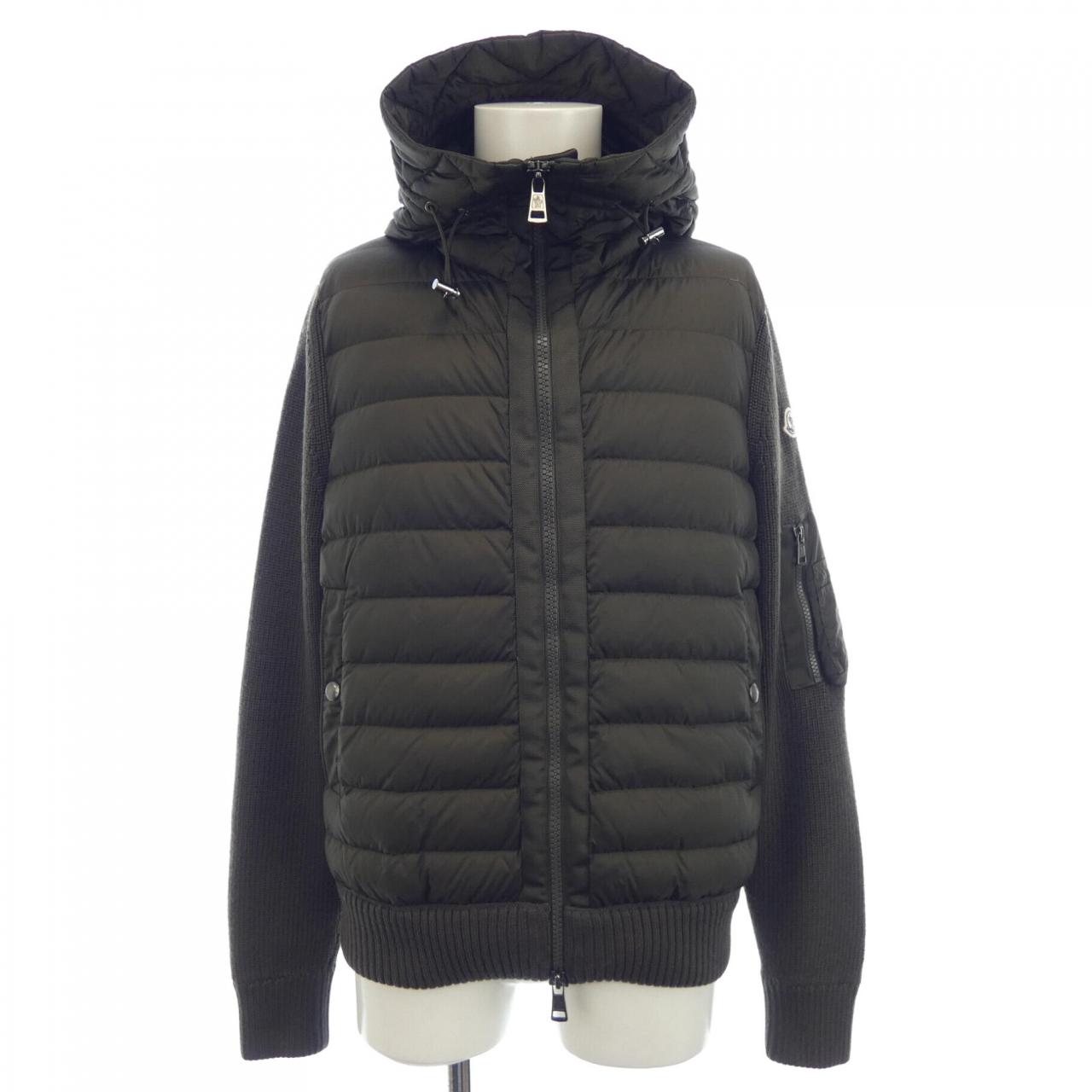 モンクレール MONCLER ダウンジャケット