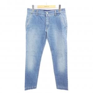 アントレアミ ENTRE AMIS ジーンズ