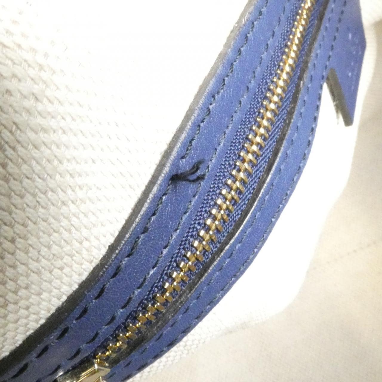 Gucci 308982 AB80G Shoulder Bag