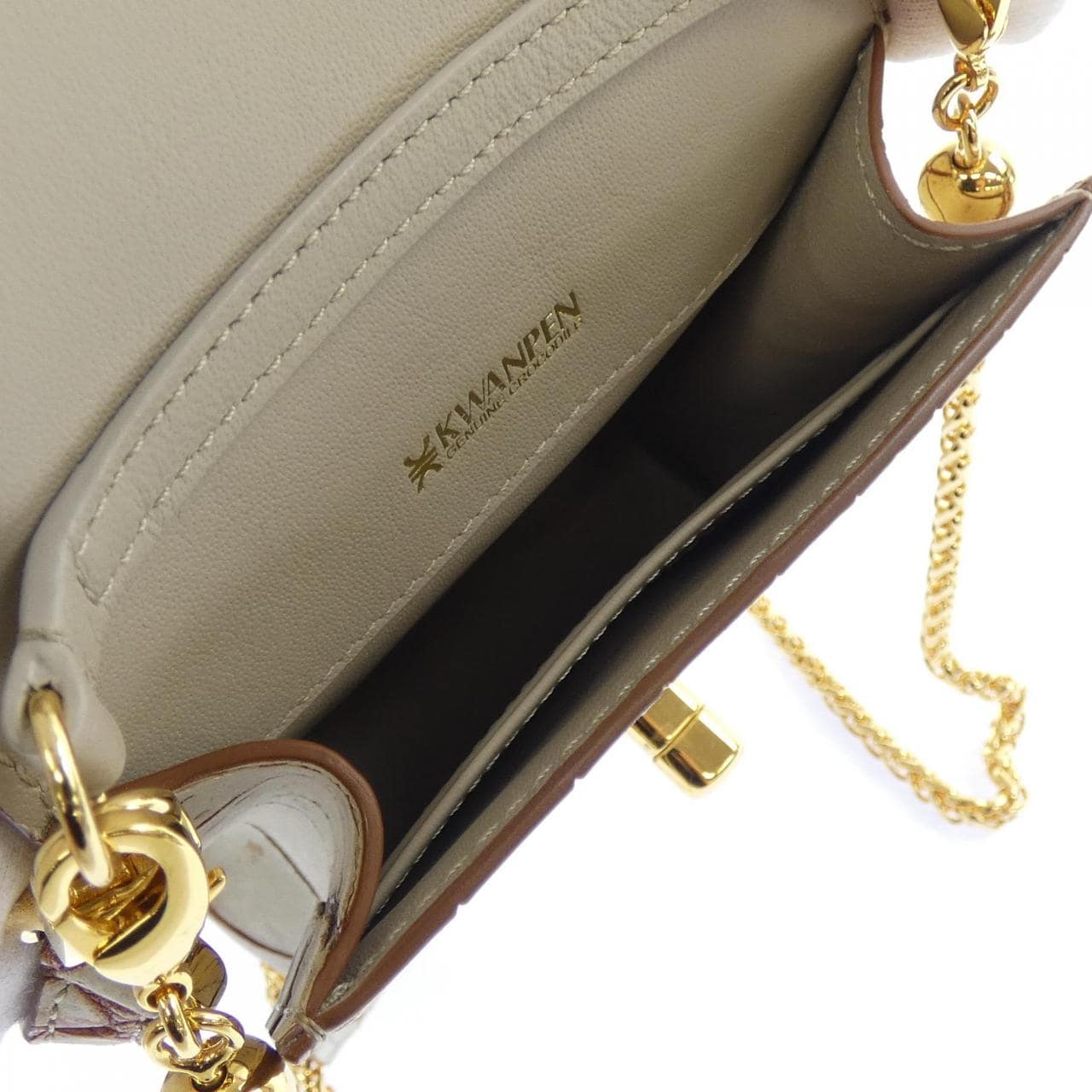 KWANPEN CREST FLAP BAG