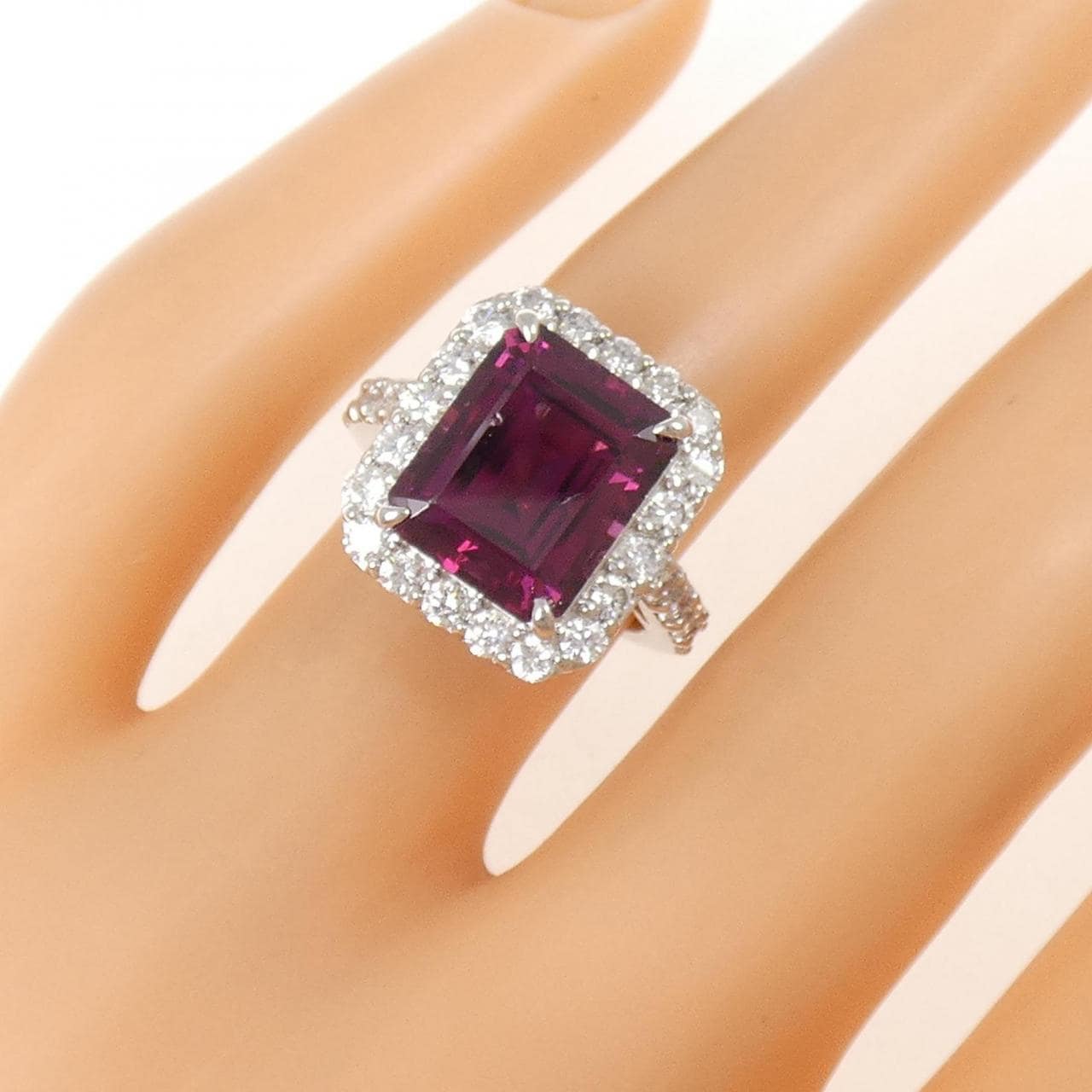 PT900 ガーネット リング 5.528CT