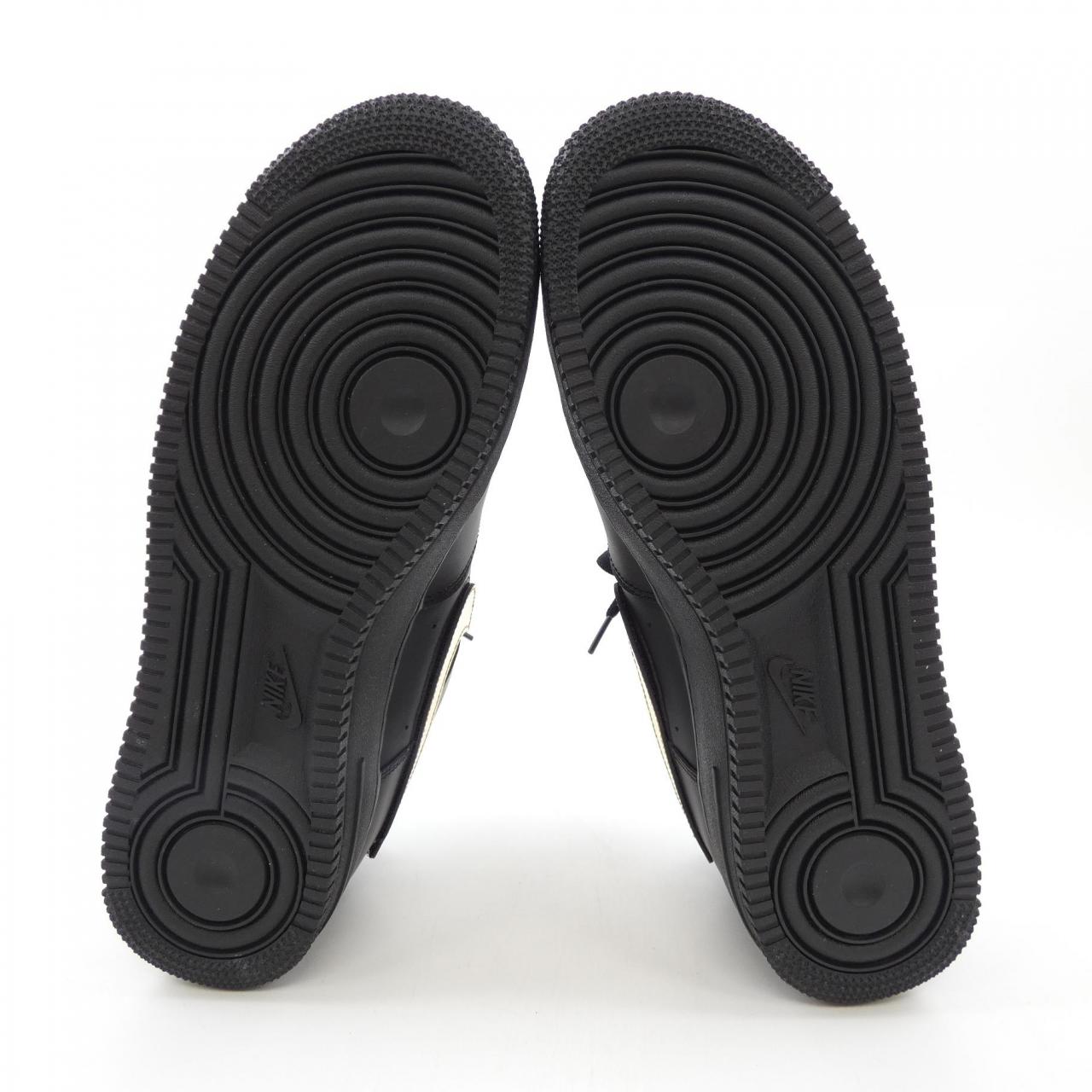 ナイキ NIKE スニーカー