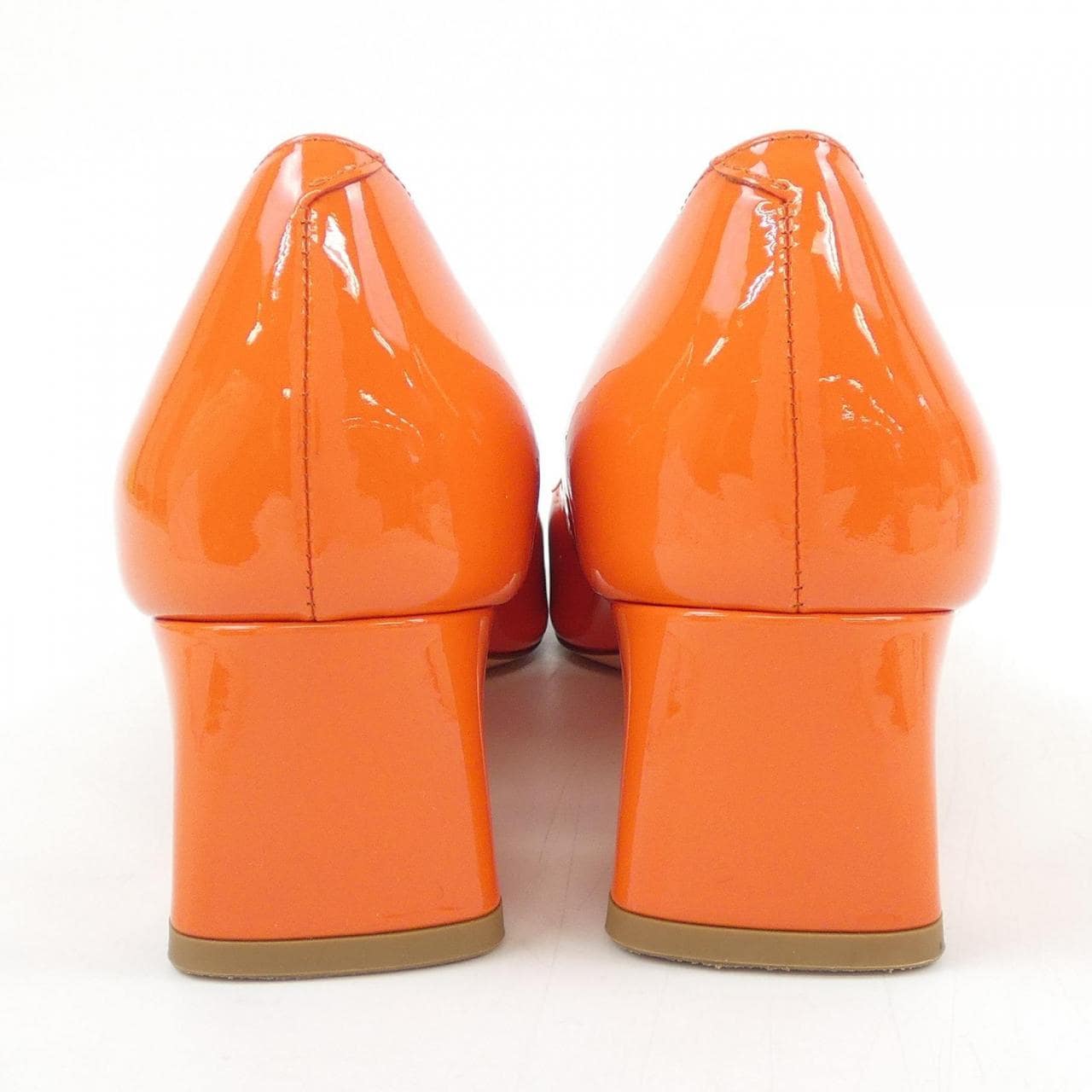 ロジェヴィヴィエ ROGER VIVIER トレ ヴィヴィエ メタルバックル パンプス