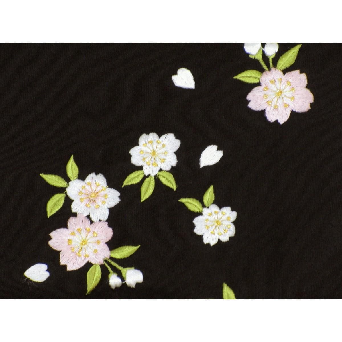 【未使用品】女袴　刺繍入り　紐下９１ｃｍ