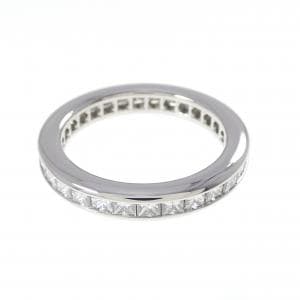 ハリーウィンストン プリンセスカット チャネルセット リング