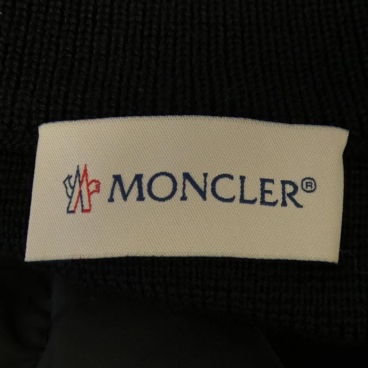 モンクレール MONCLER 20919B50700 ダウンジャケット