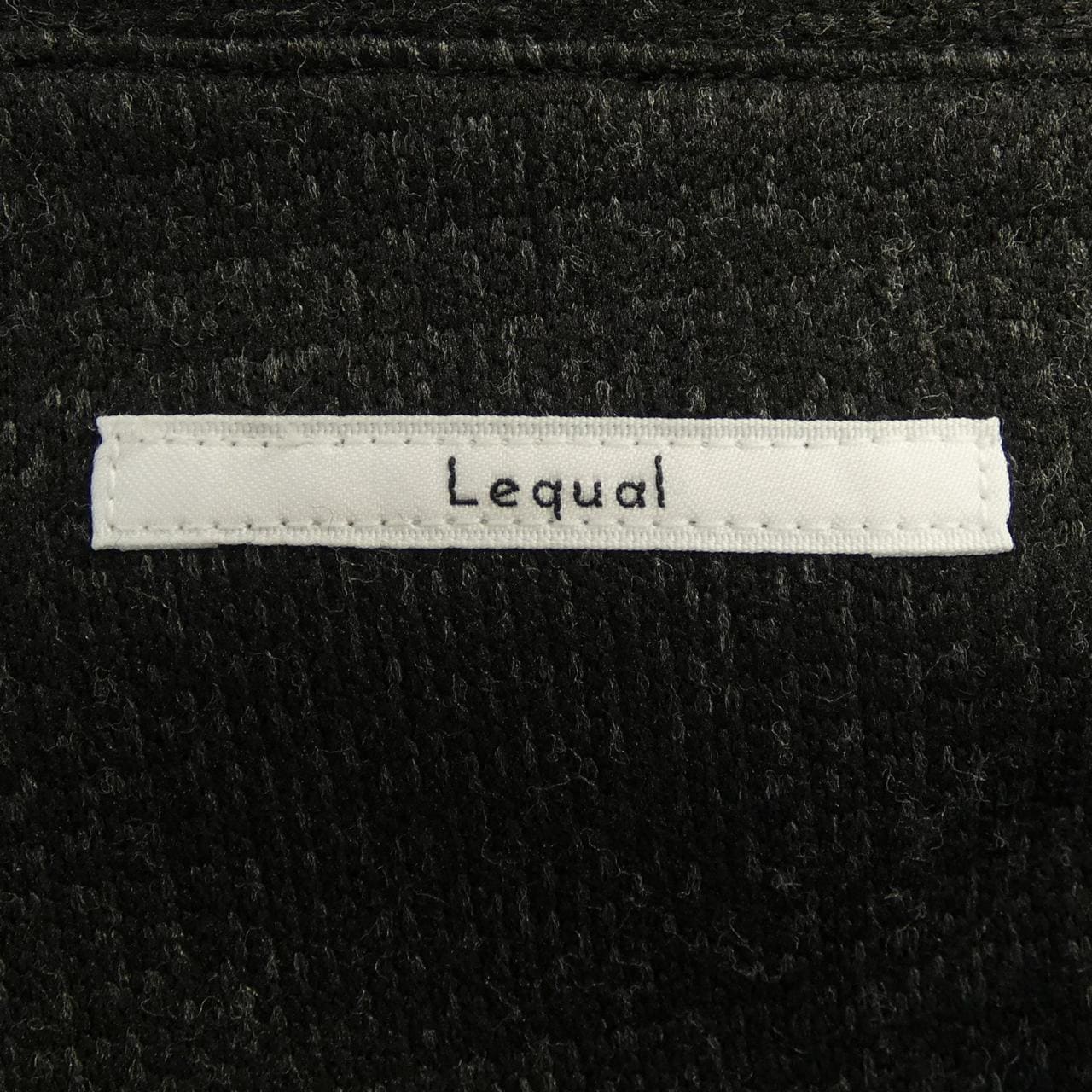 LEQUAL スーツ