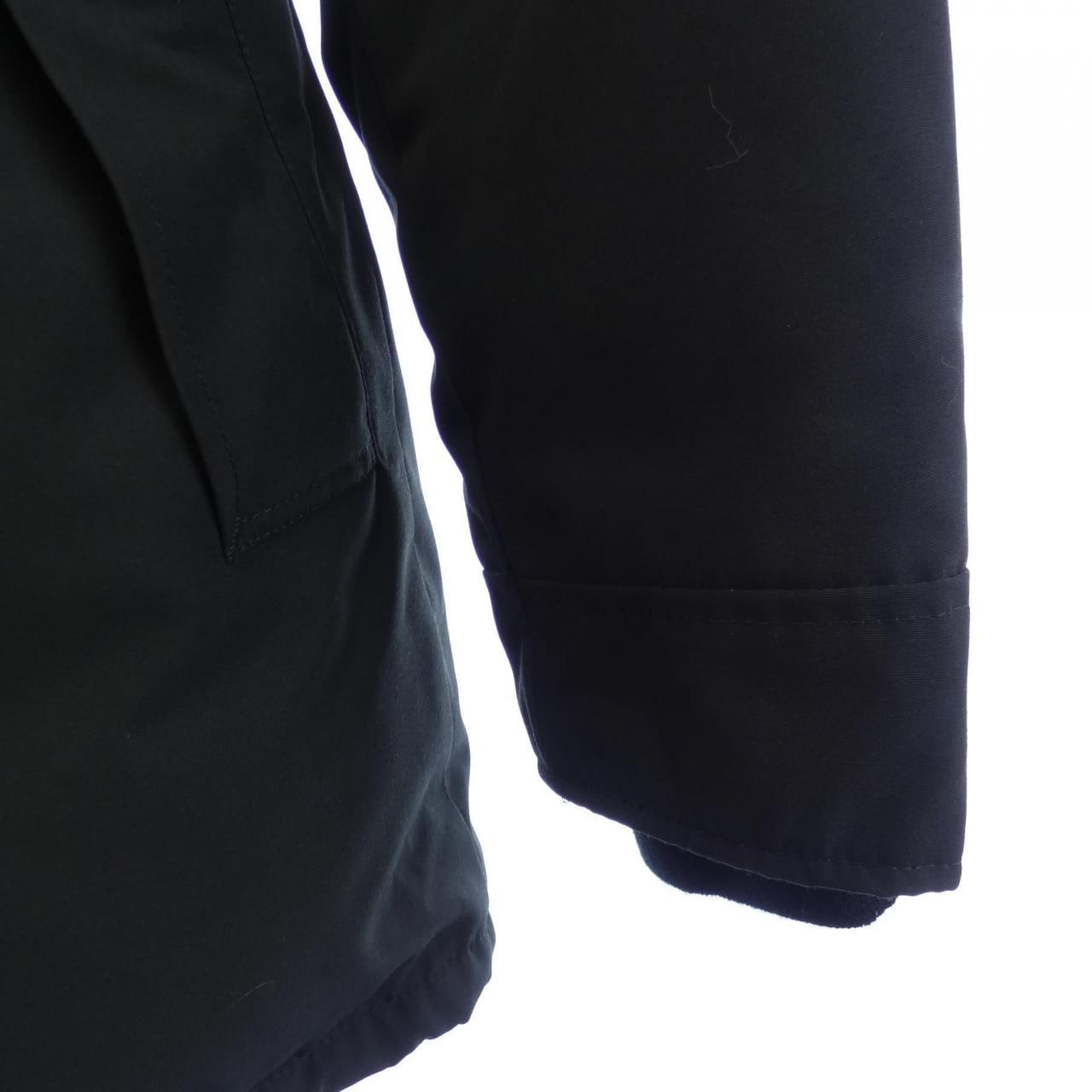 カナダグース CANADA GOOSE ダウンジャケット