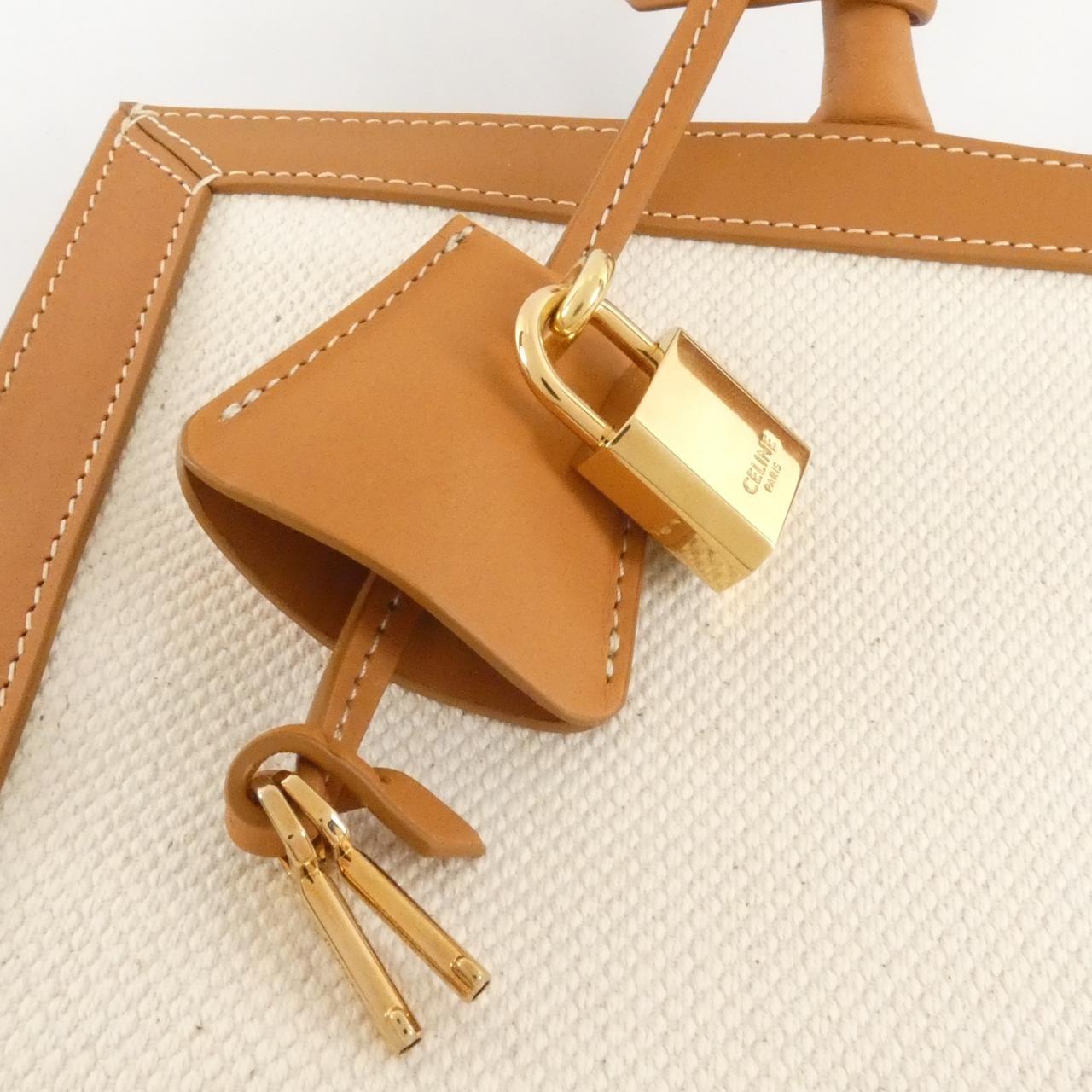 セリーヌ バーティカル カバ セリーヌ 190402BNZ バッグ