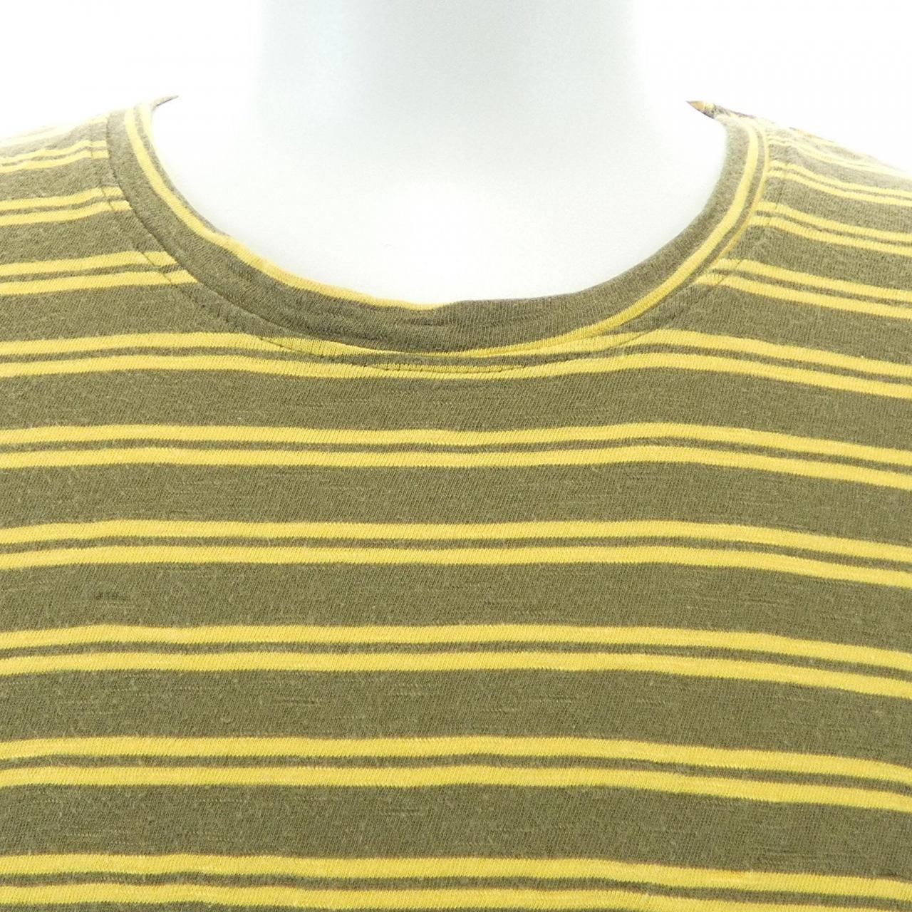 ヌーディージーンズ NUDIE JEANS Tシャツ