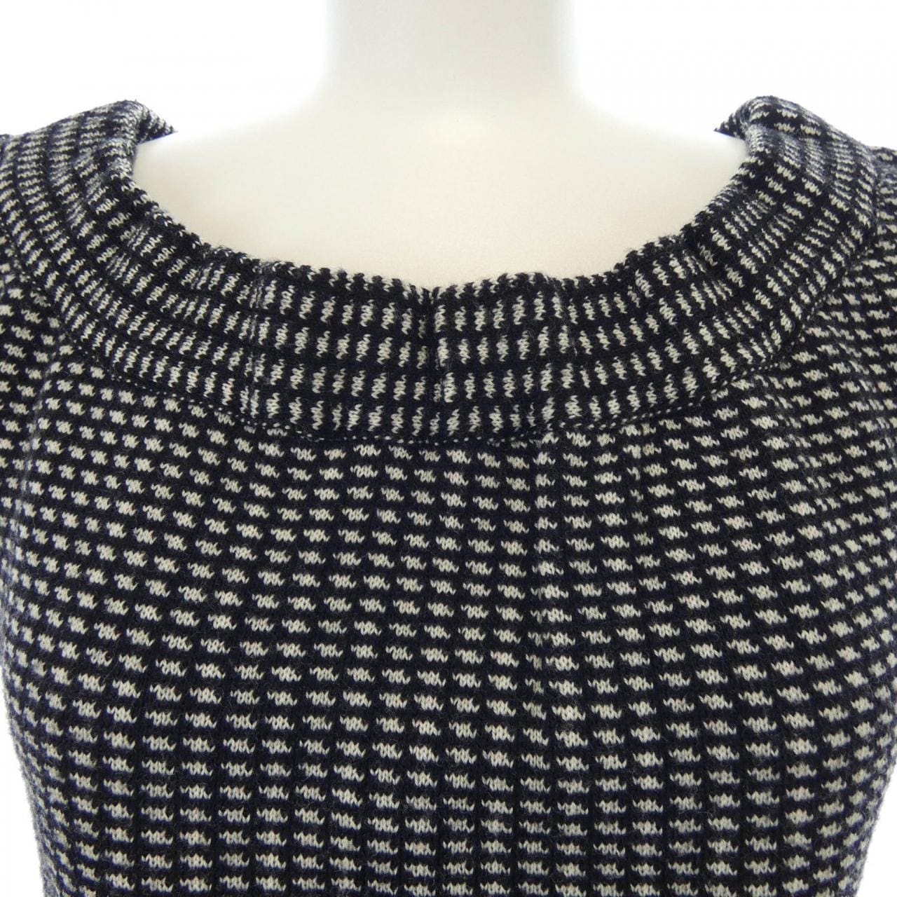 クリスチャンディオール CHRISTIAN DIOR 9A24528AM512 ニット