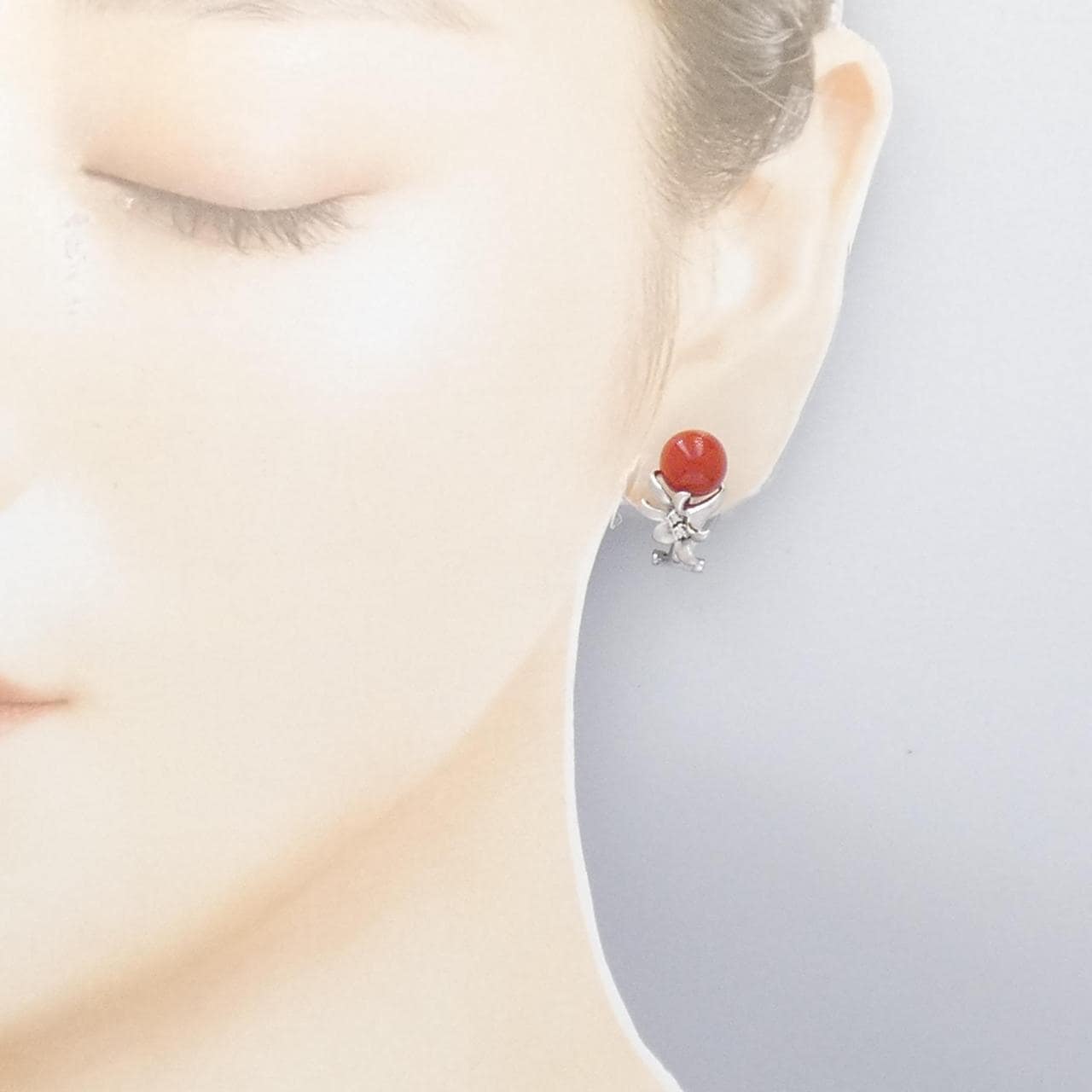 K18WG/K14WG Coral Earrings