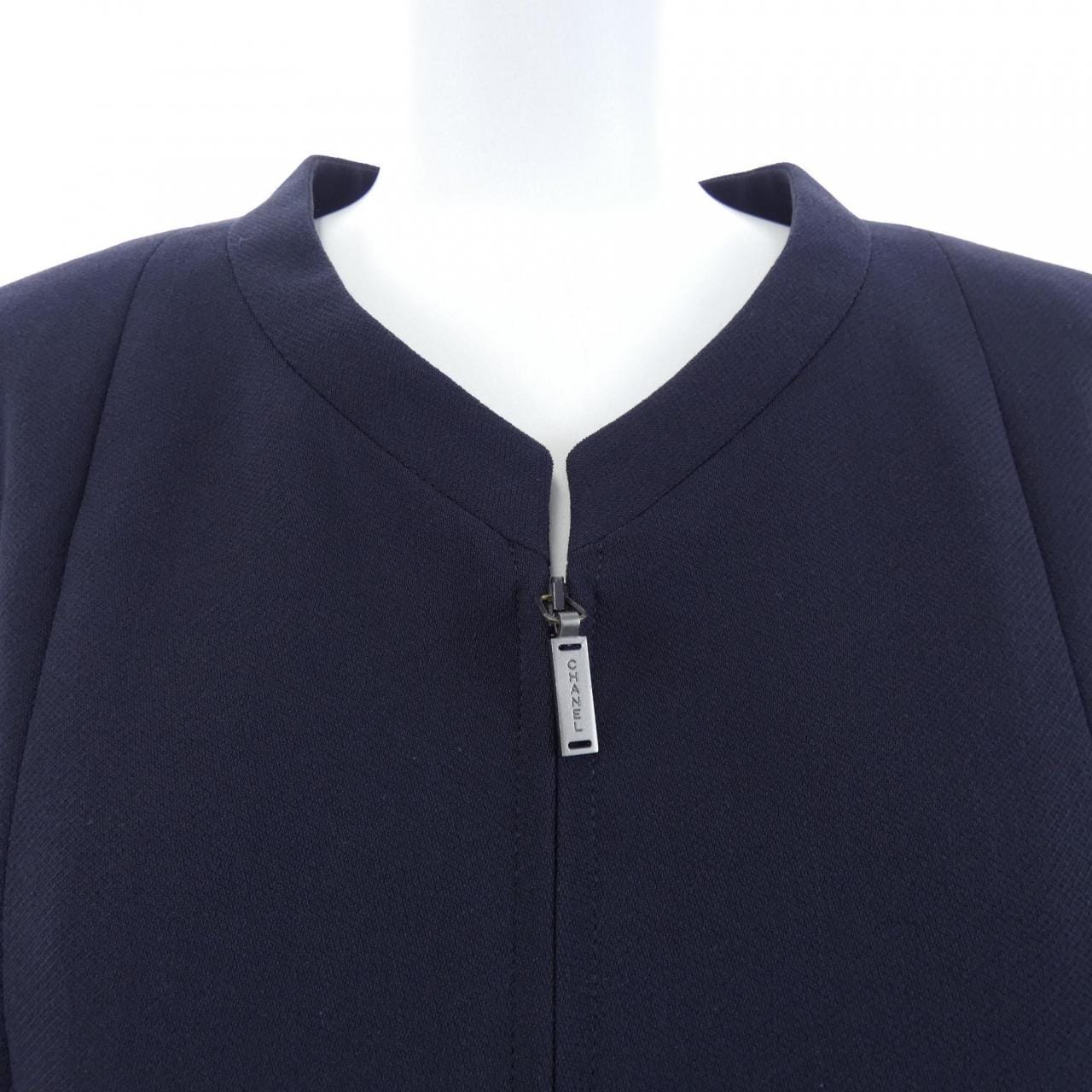 【ヴィンテージ】シャネル CHANEL P13435V02954 99P ノーカラージャケット