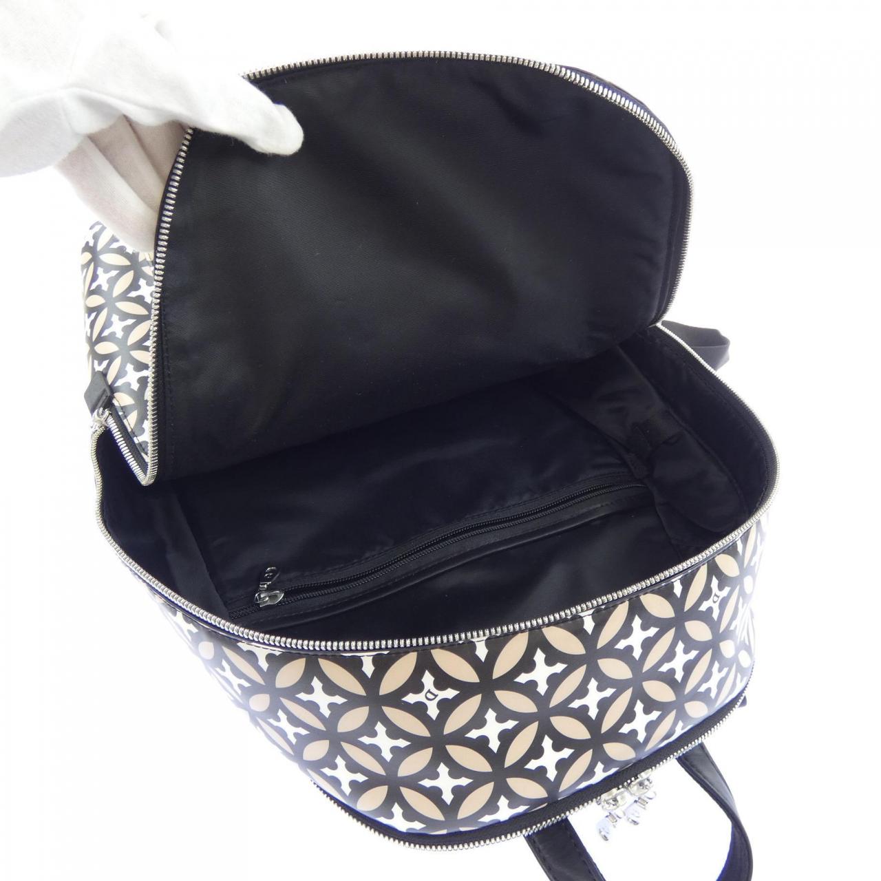 ドレステリア DRESSTERIOR BACKPACK
